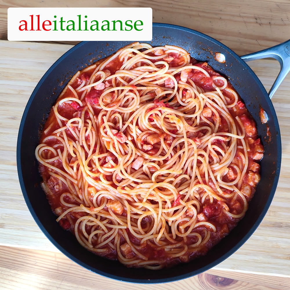 Spaghetti met Amatriciana saus