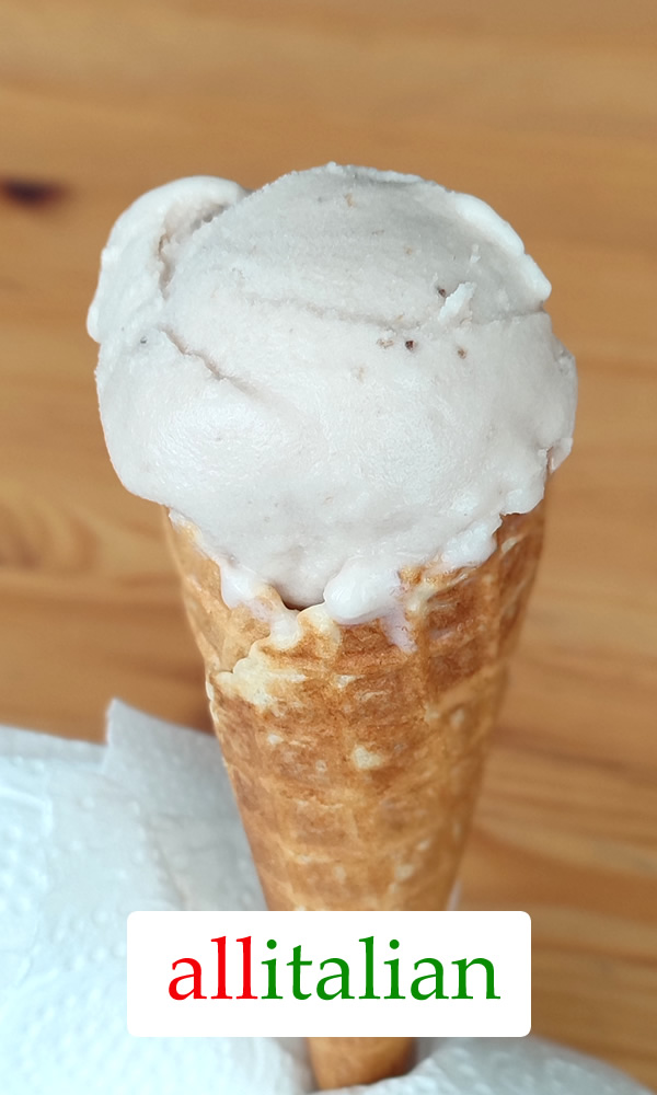 banana ice cream cone