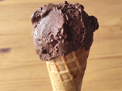 Chocolate ice cream with the ice cream maker