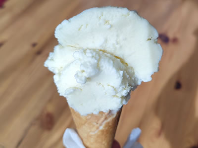 pear ice cream with the ice cream maker