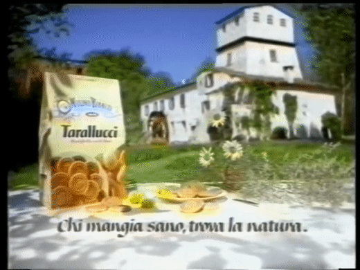 Tarallucci Mulino Bianco in een tv-commercial uit de jaren 90: wie gezond eet, vindt de natuur