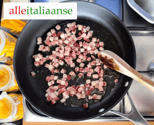De stappen van het recept voor Spaghetti alla Amatriciana