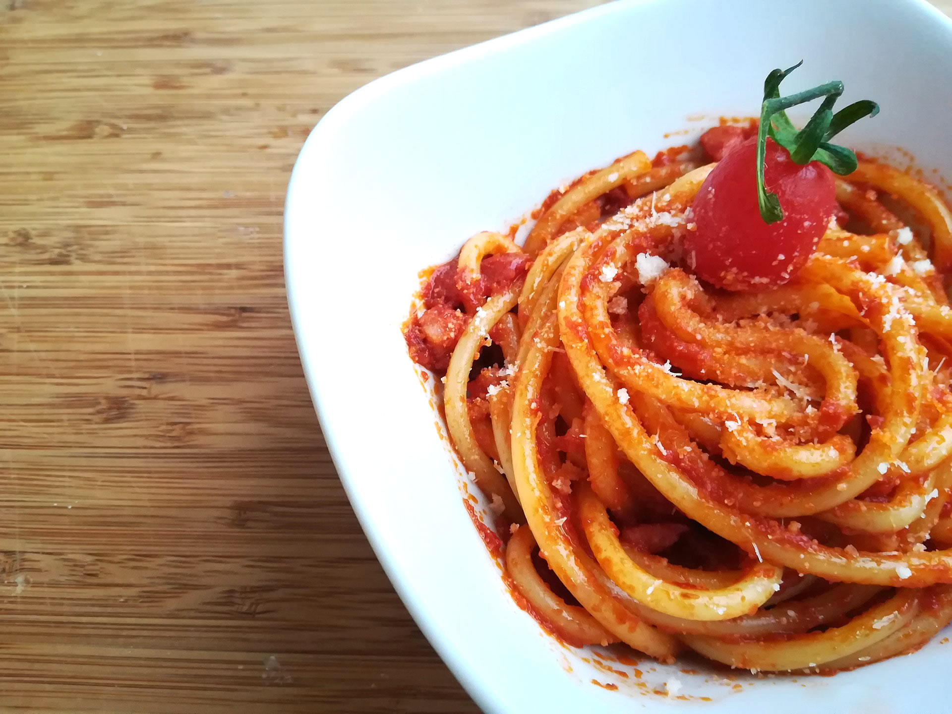 Pasta all'Amatriciana 🍝 Origineel Italiaans recept