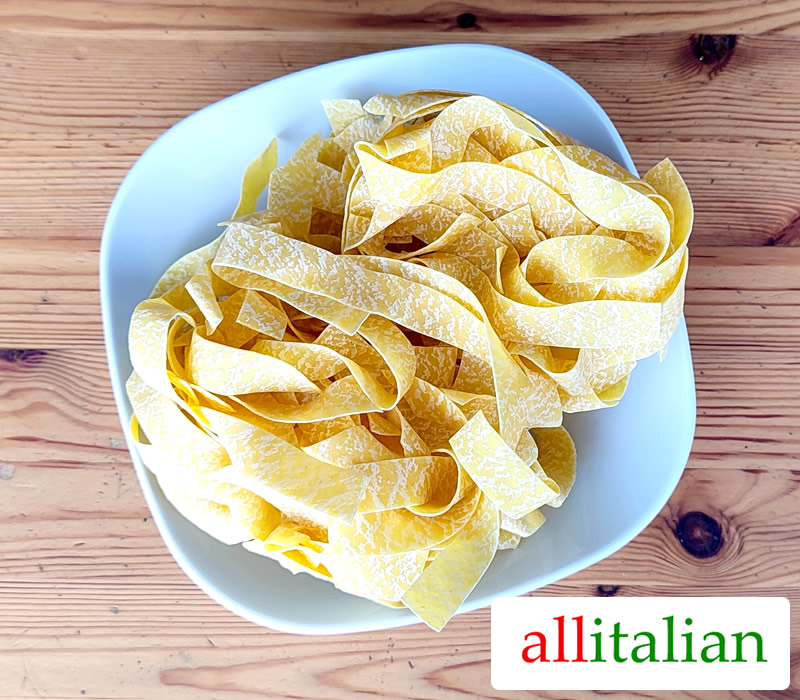 Dried pappardelle pasta