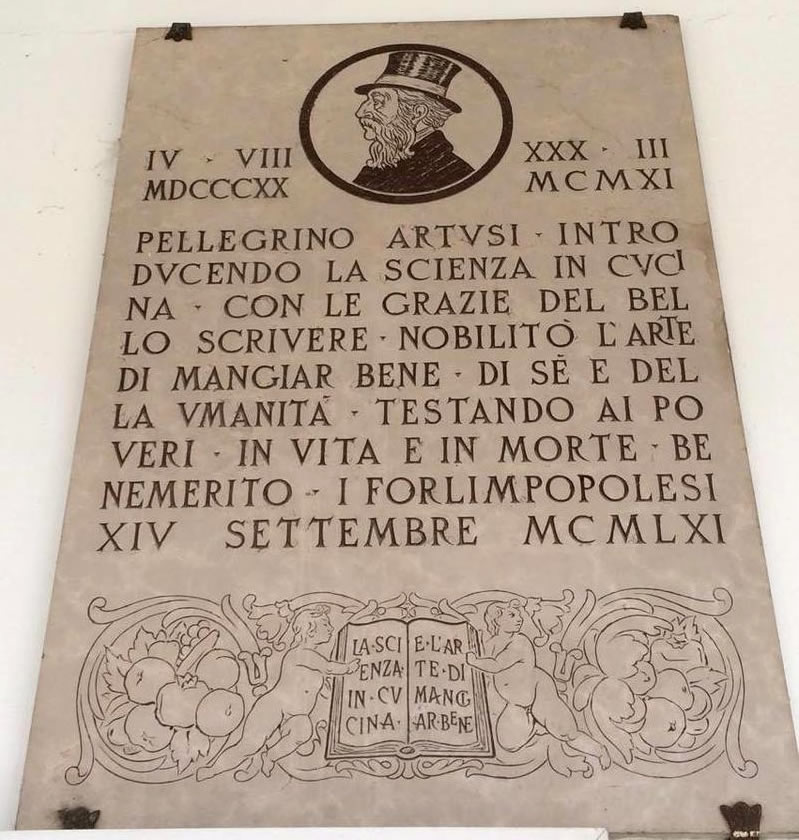Gedenkplaat op de geboorteplaats van Pellegrino Artusi in dorp Forlimpopoli