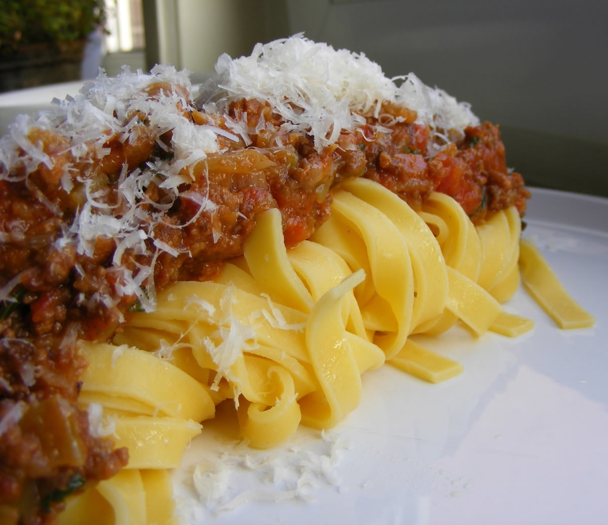 Tagliatelle alla Bolognese - Ragù 🍝 Italiaans recept