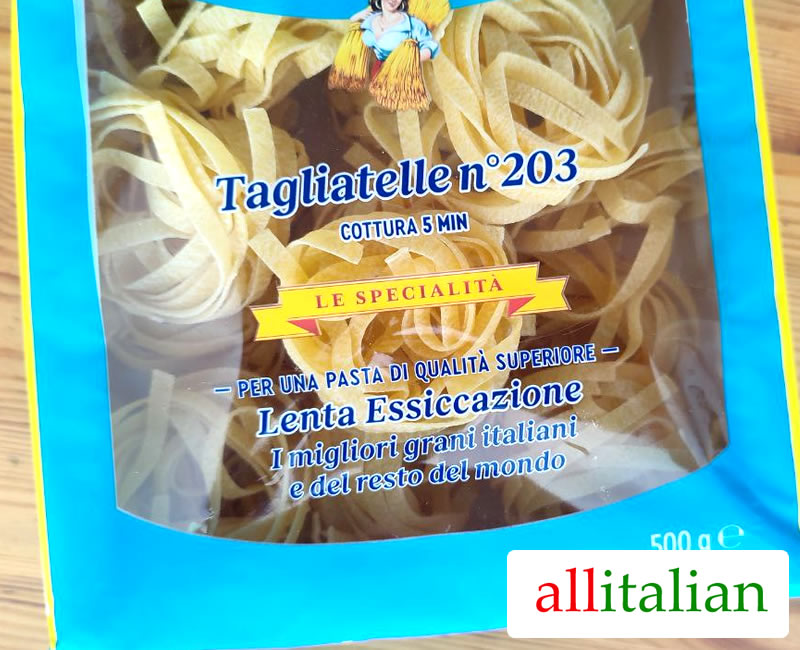 Tagliatelle alla Bolognese (ragù) 🍝 Authentic Italian recipe
