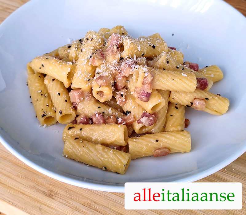 Tortiglioni alla Carbonara 🍝 Origineel Italiaans recept