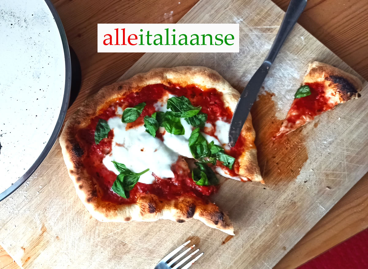 Pizza zelf maken -  Zelfgemaakte pizza met het Italiaanse recept