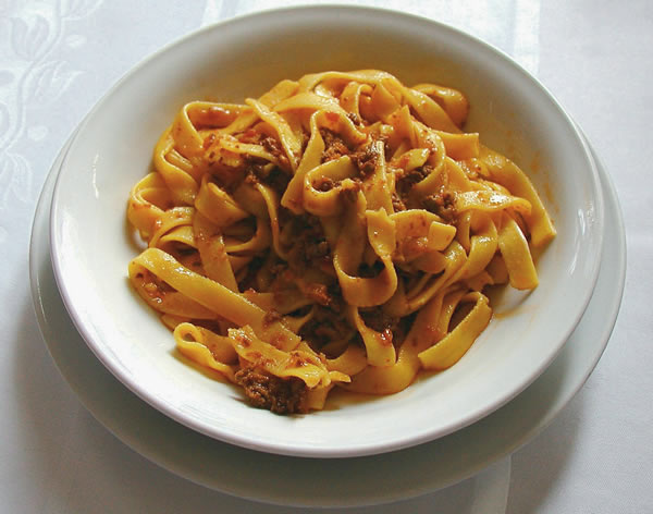 Tagliatelle al ragù